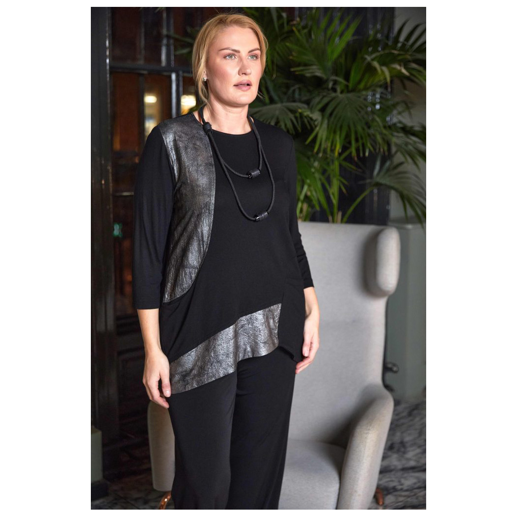 Ora Round Neck Top With Necklace