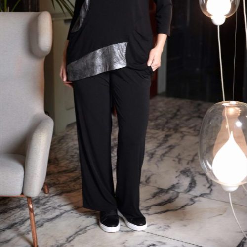 Ora Elastic Waist Trouser
