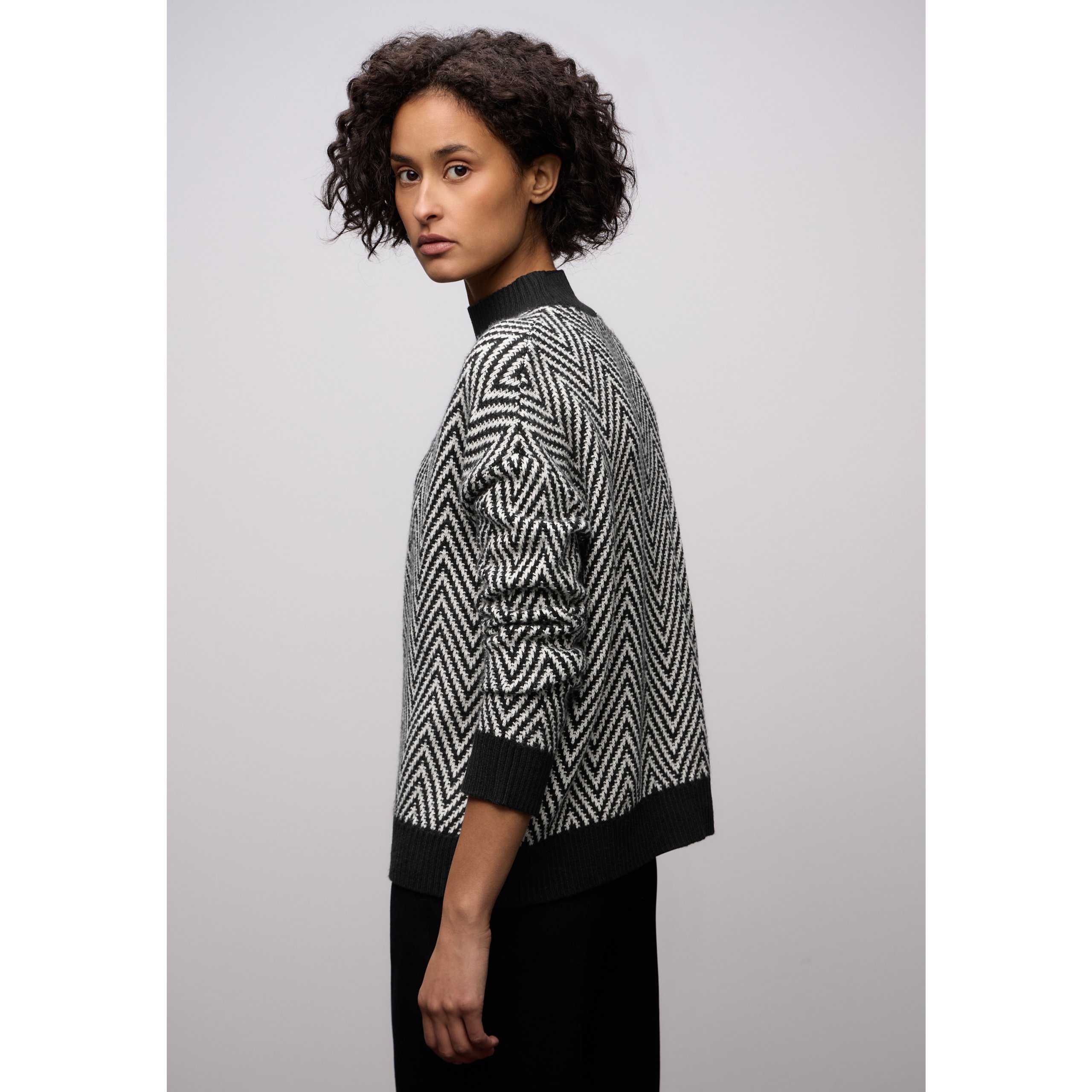 Street One jacquard turtleneck sweater - Image 3