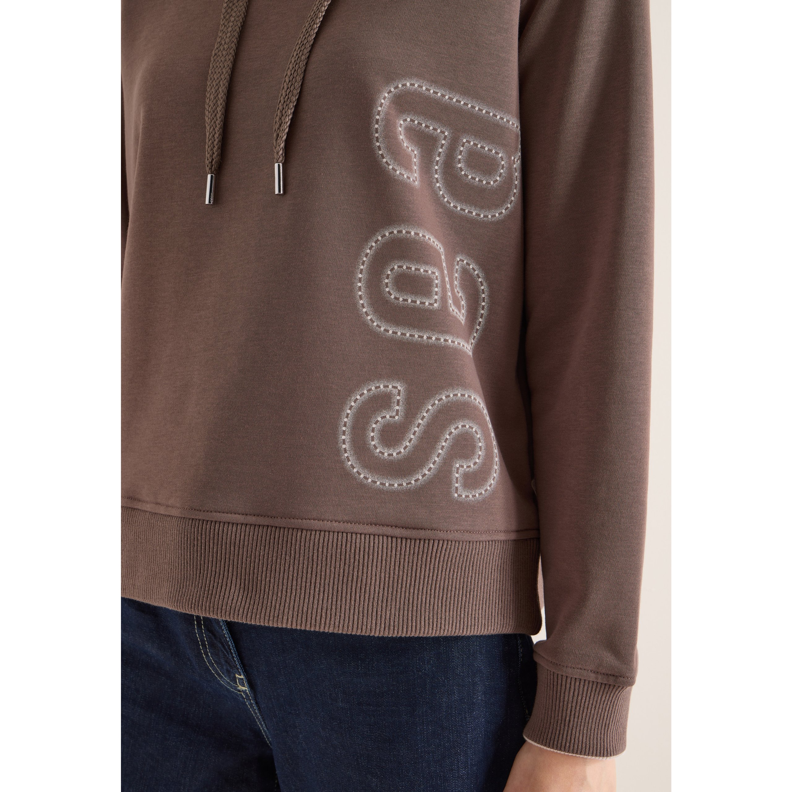 Cecil hoodie with artwork - Image 6