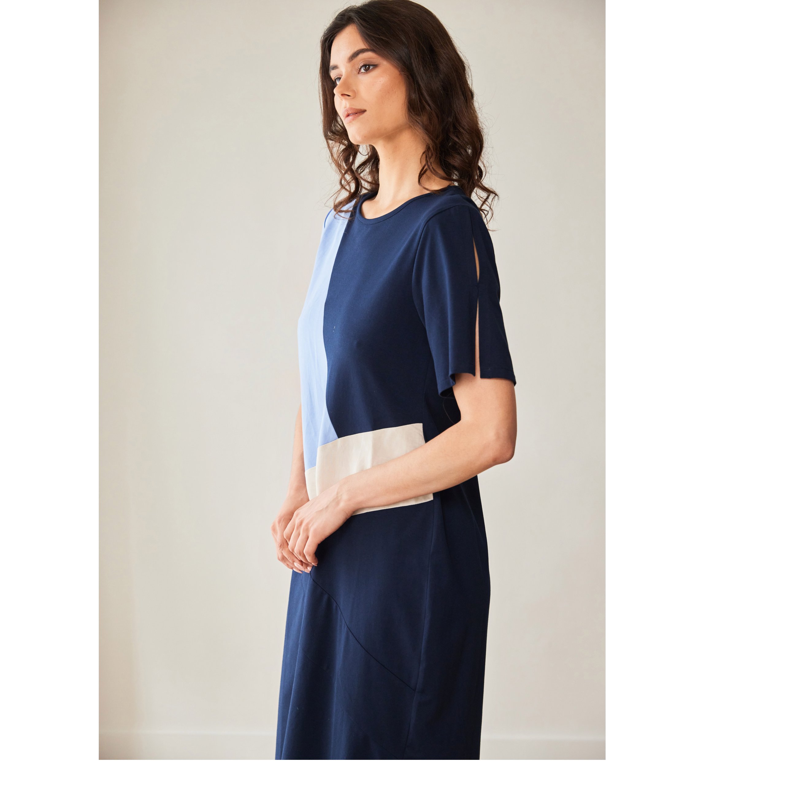 Peruzzi 3 Tone Linen Dress - Image 5