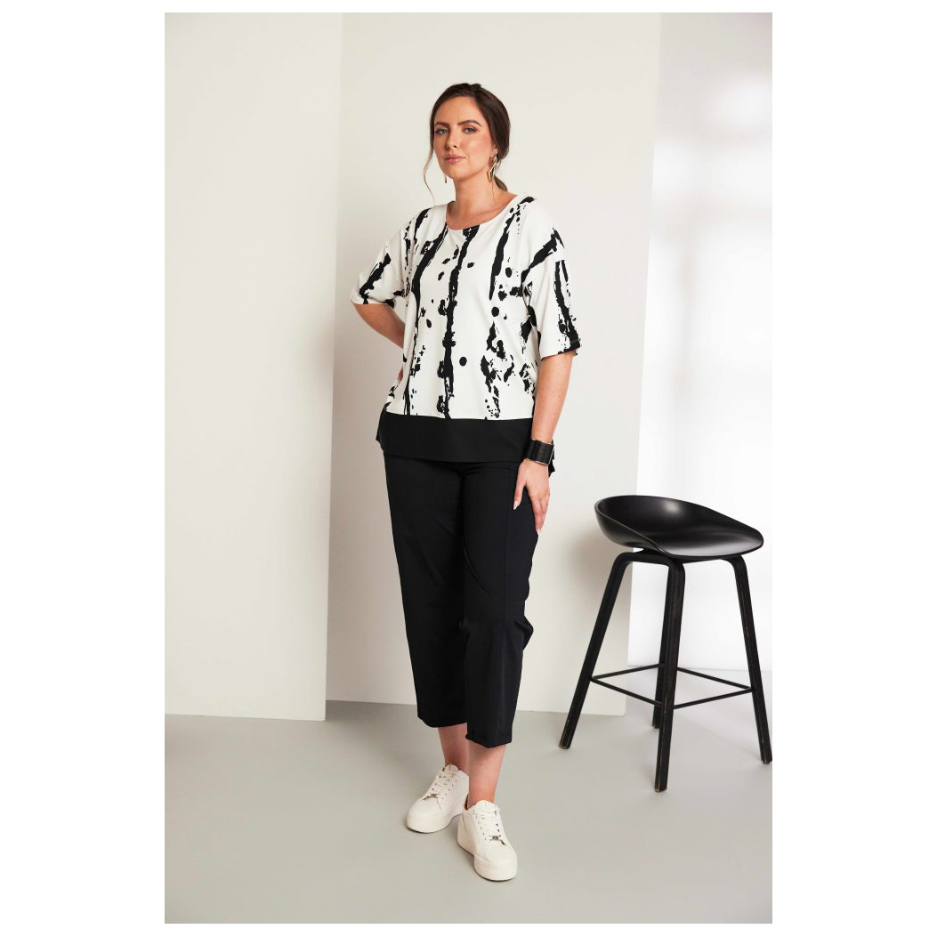 Ora Off White & Black Roundneck Top - Image 4