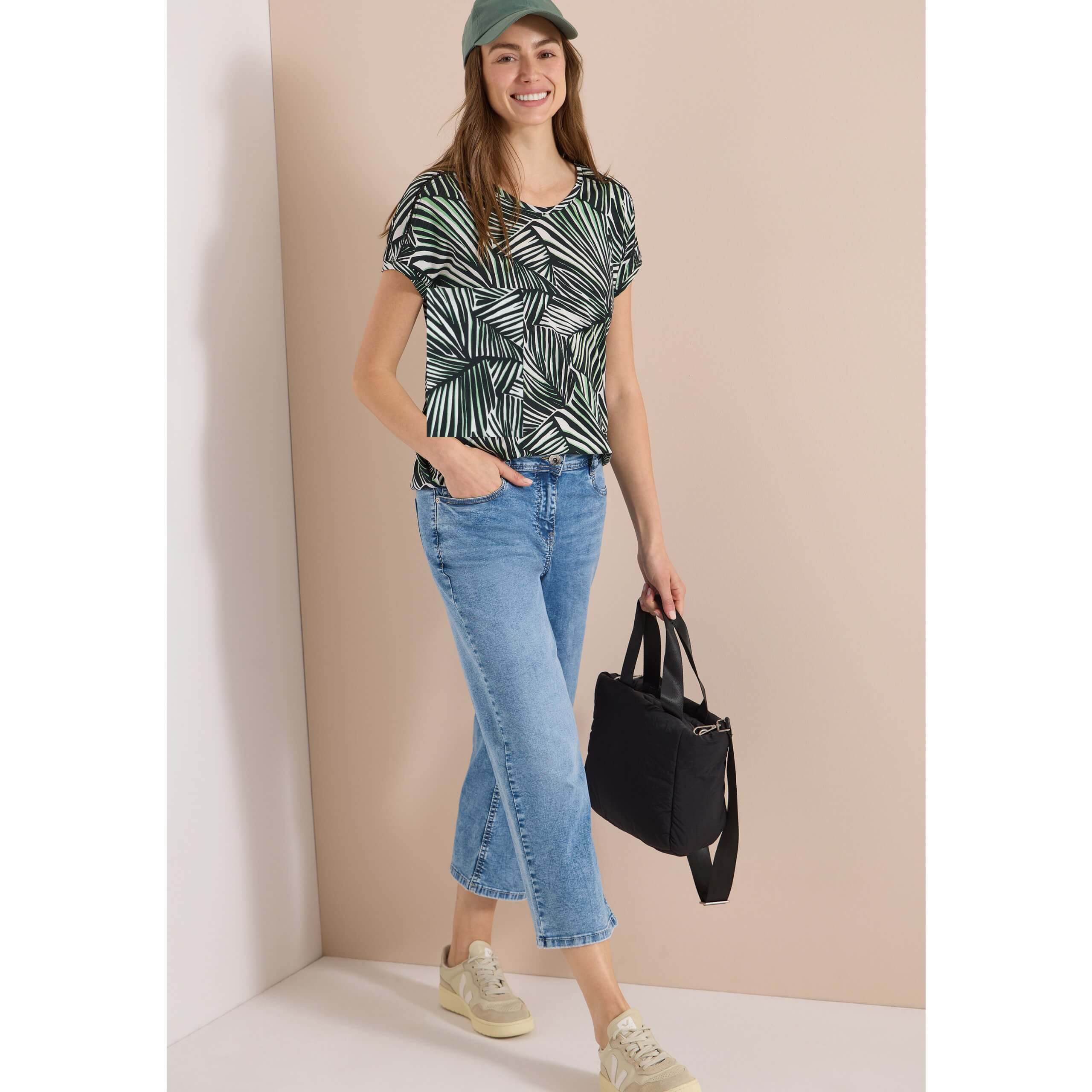 Cecil t-shirt with v-neck and lace detail - Image 2