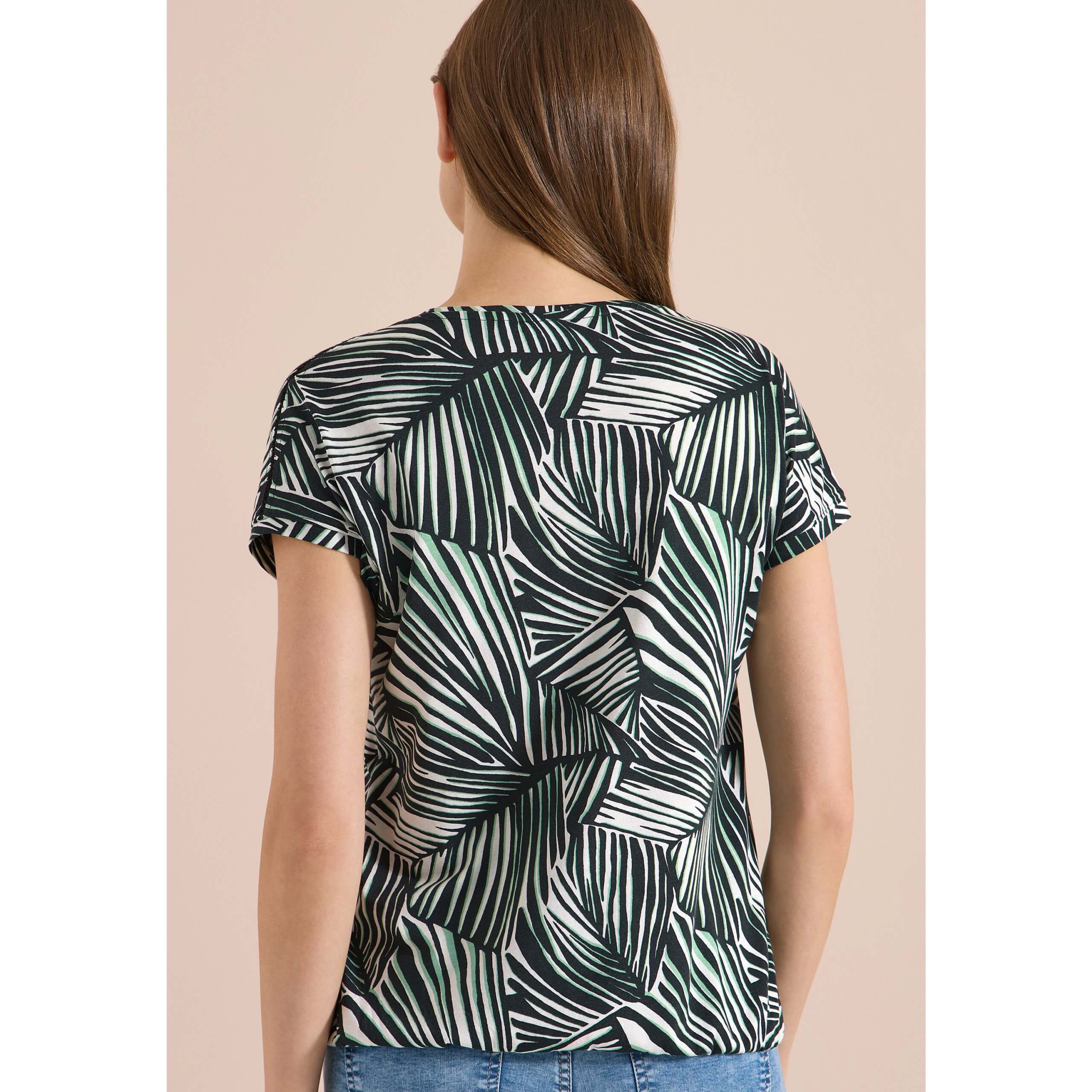 Cecil t-shirt with v-neck and lace detail - Image 3