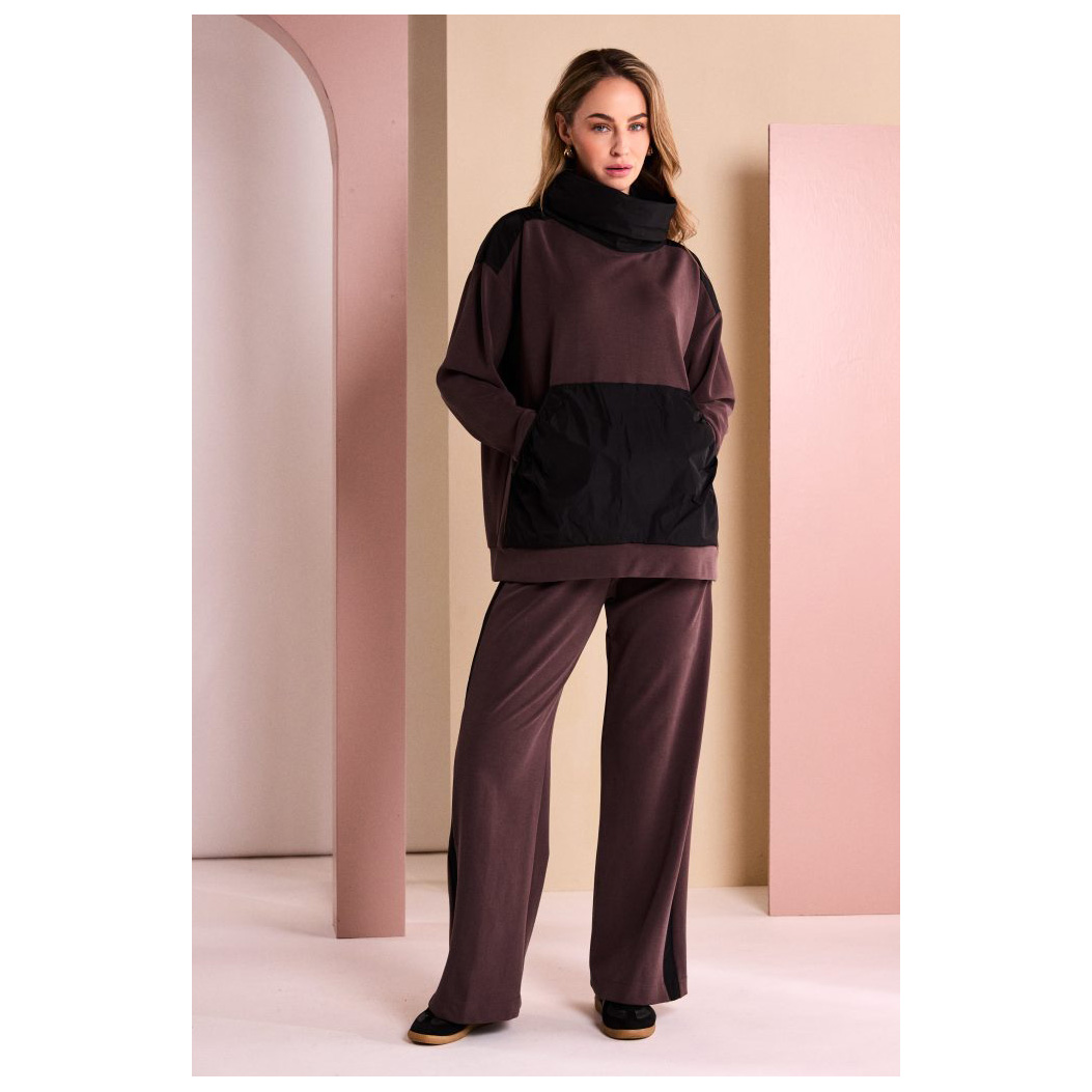 Naya Wide Leg Pull Up Trouser With Contrast Panel