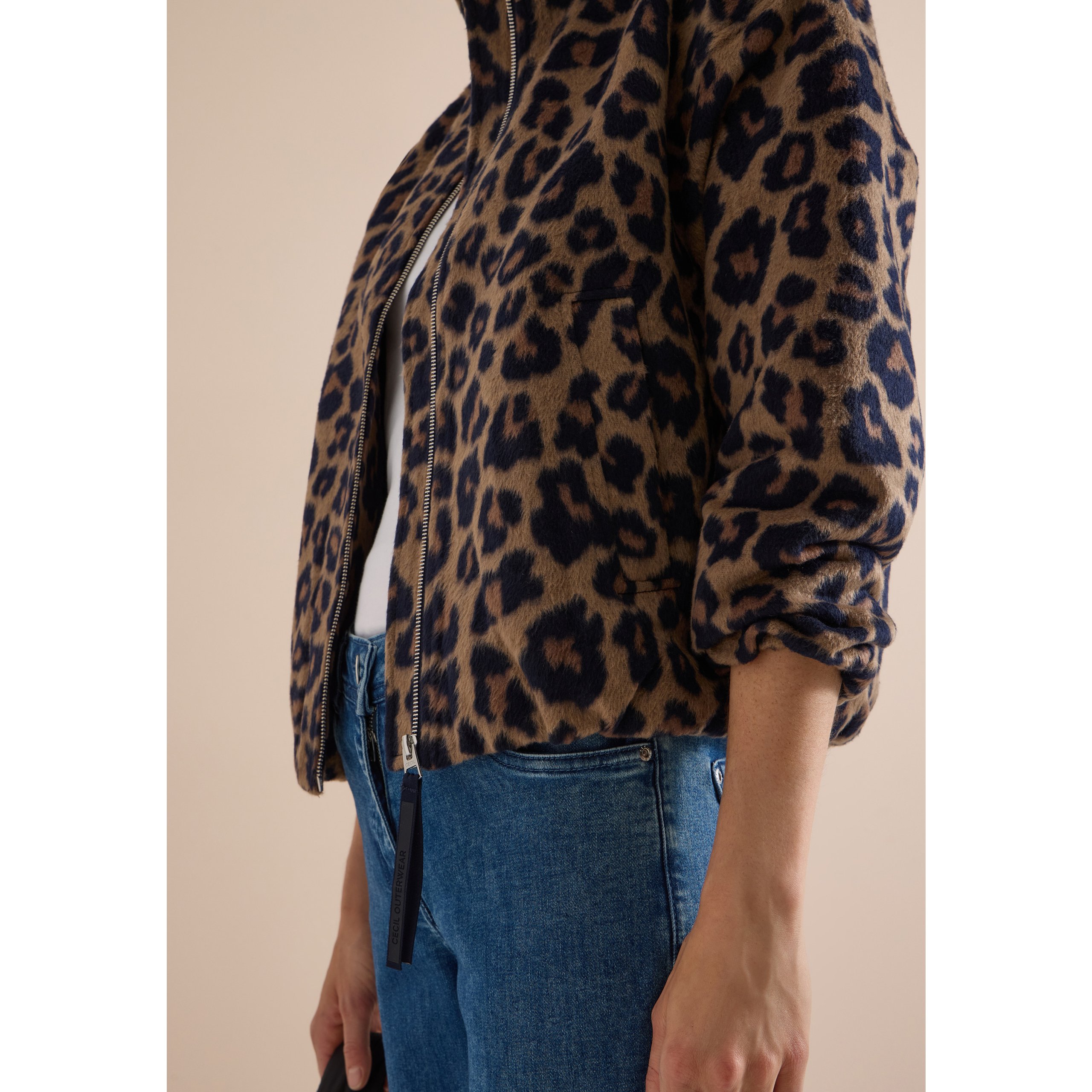 Cecil leopard pattern blouson - Image 6