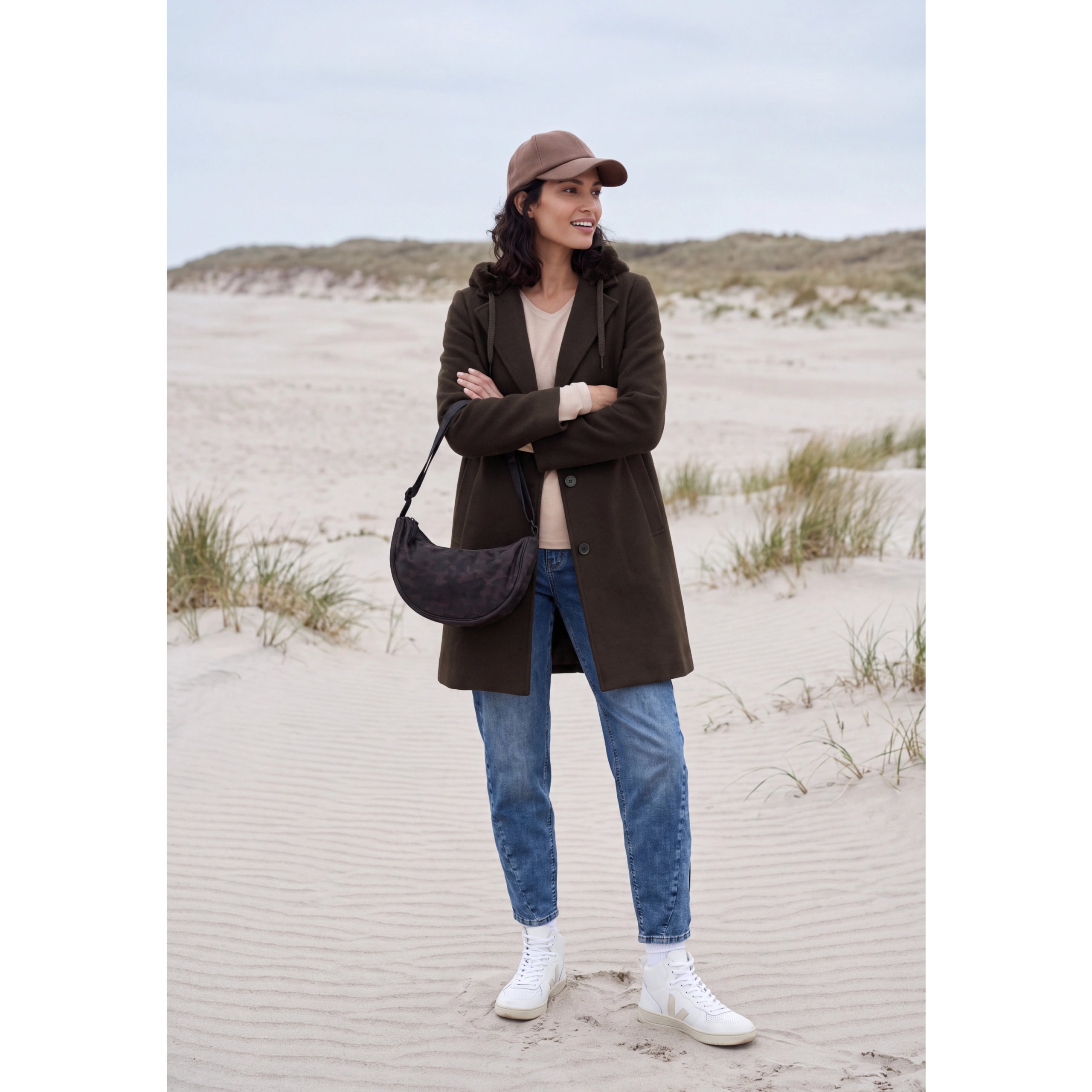 Cecil brown wool mix coat with removable fur inlay - Image 3