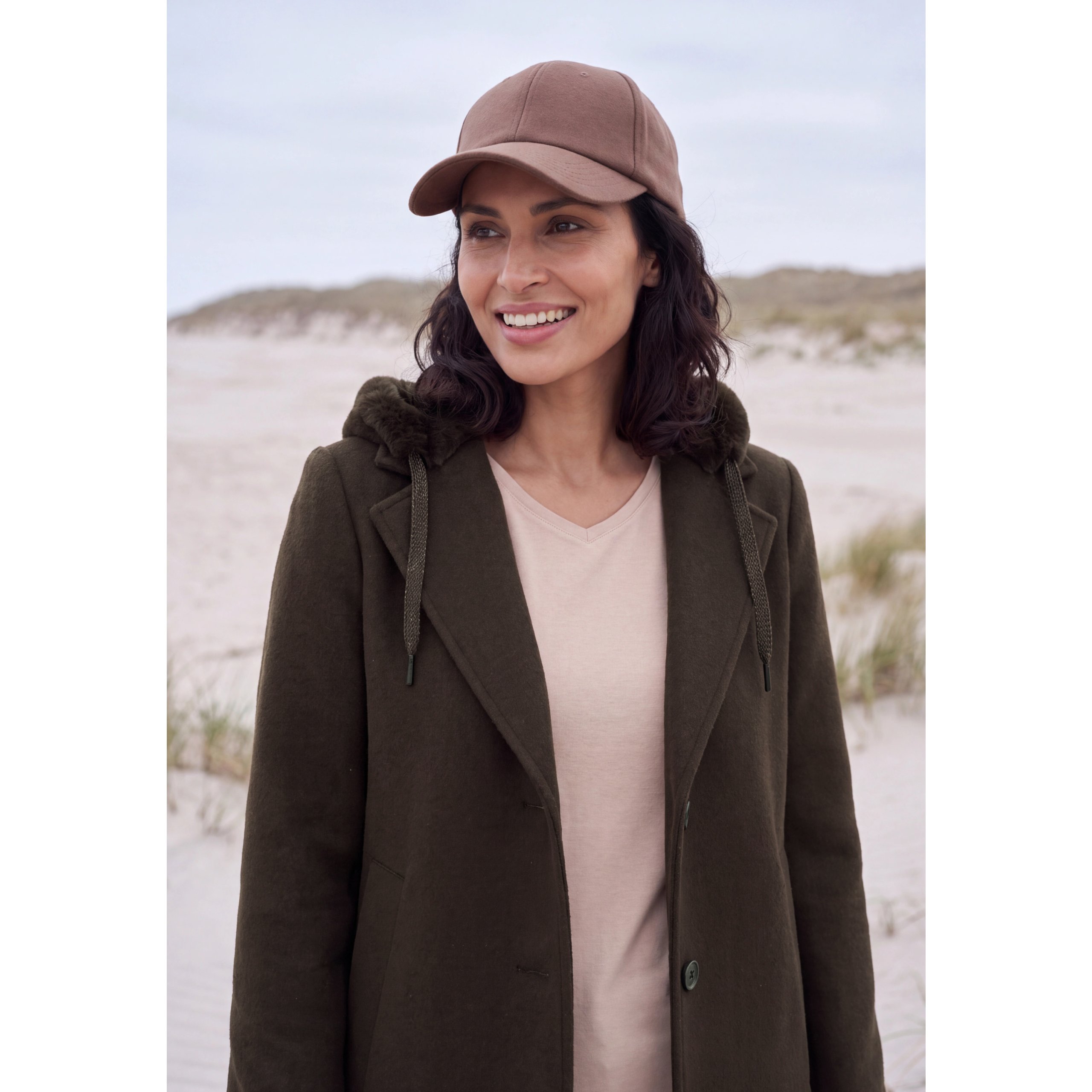 Cecil brown wool mix coat with removable fur inlay - Image 6