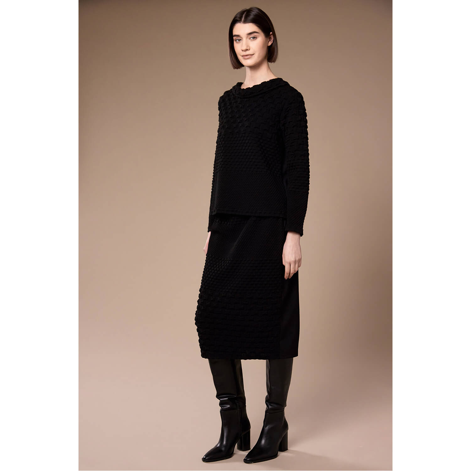 Peruzzi Black Bubble Skirt - Image 3