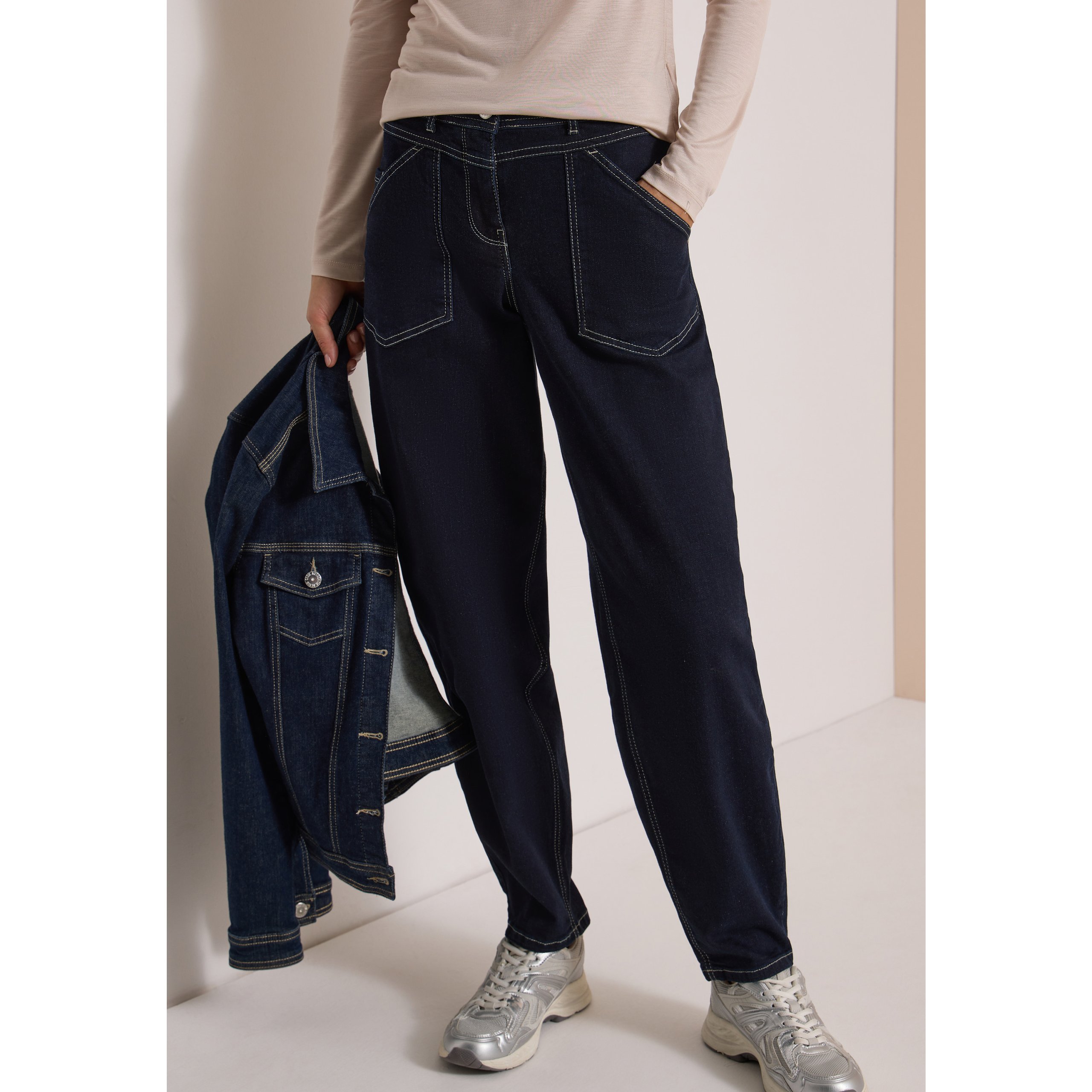 Cecil 30″ Barrel Leg Jeans With Patch Pockets