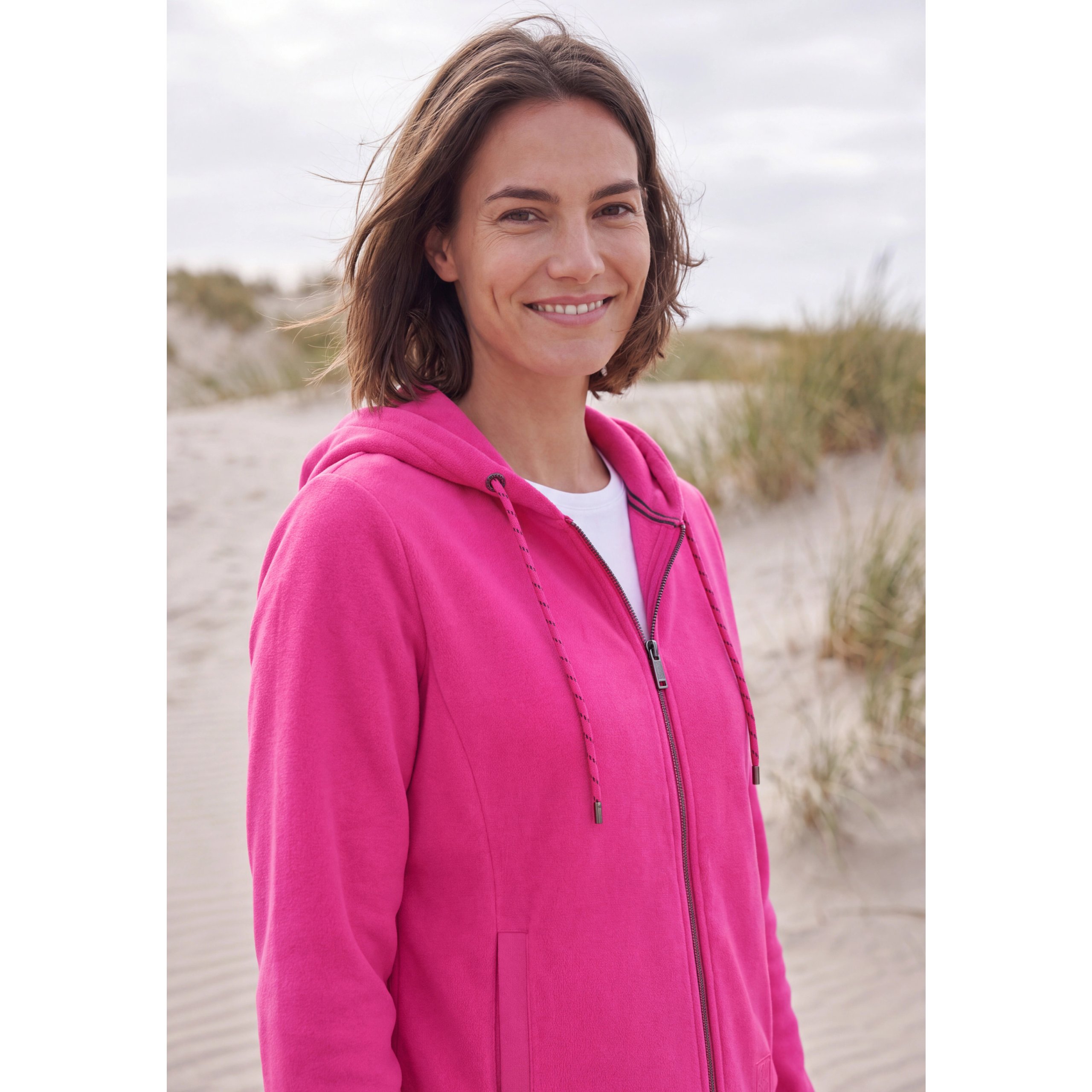 Cecil pink fleece hoody - Image 6